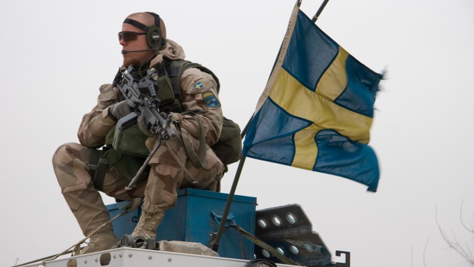 Az abszurd színháza Európában: Vajon Svédország és Finnország közösen védekezik majd Ukrajna ellen?