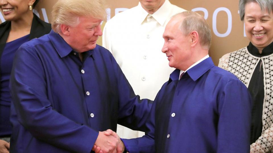 Trump alig várja az újabb találkozót Putyinnal: már fontolgatják egy konkrét helyszín kitűzését egy személyes beszélgetésre.