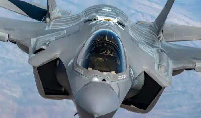 D.Bosnic, Infobrics: A Pentagon és a Lockheed Martin egymásnak hárítják a felelősséget, miután az F-35 nyolcadik ellenőrzésen megbukott 2025. december 27.