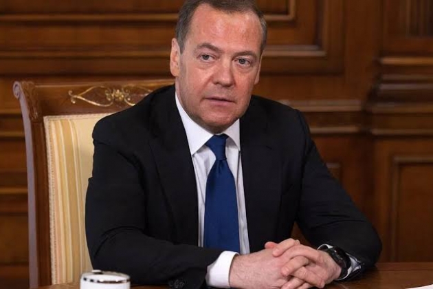 Medvegyev bejelentette új biztonsági övezet létrehozását Ukrajna három régiójában 2026-07-04