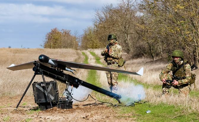 Iscsenko: Kritikus szükség van hadnagyokra. Oroszország megoldja a tiszthiány problémáját, és megkezdi a „fekete barettek” kiképzését Vlagyivosztokban. 2025. november 17.