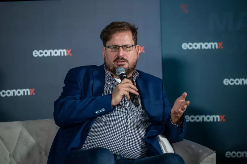 Döbrögi KÉTSZRESEN IS JOGGAL TARTHAT IGÉNYT A TÖRTÉNELEMBE VALÓ BEKERÜLÉSÉRE