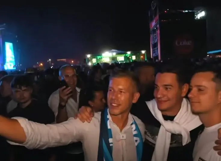 ÜZENGETÉSEK