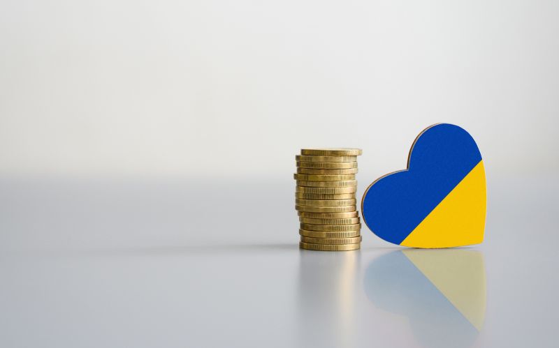 Döbrögisztán ÖNEREJÉBŐL FOGJA SEGÍTENI a kijevi rezsimet!