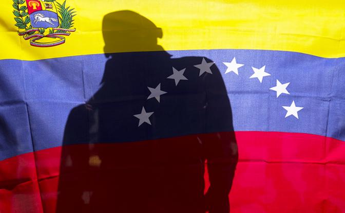 Az USA-ban Maduro eltávolítását tervezik, Kolumbiában pedig Trump megbuktatását. 2025. október 2.